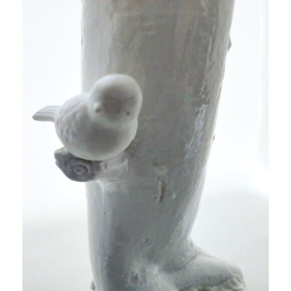 TALL VASE-VINTAGE PIER 1-Solid White-Small Bird-Tree Design-Unique-11.5" high - Picture 5 of 15